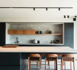 Composition, Rail, Pista, spots Medard et Pista, noir, LED, dim, 2700K, 2681 lm, L300cm, H2,1cm - Modular