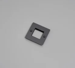 Prise|Interrupteur*Buster & Punch Façade, Buster, Simple, Bronze fumé, Sans insert, L9cm, H9cm -