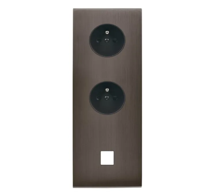 Façade, Confidence, Triple vertical, Canon de fusil, Prise-2P+T x2, Prise-RJ45 x1, L8cm, H22,2cm - Modelec
