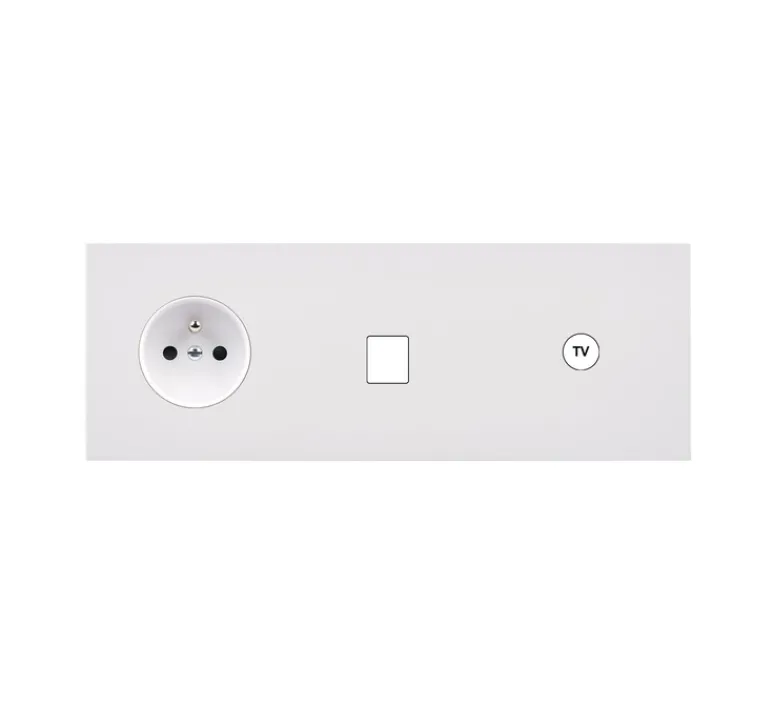 Prise*Modelec Façade, Désir, Triple horizontal, Blanc mat, Prise-2P+T x1, Prise-RJ45 x1, Prise-TV x1, L22,2cm, H8cm -
