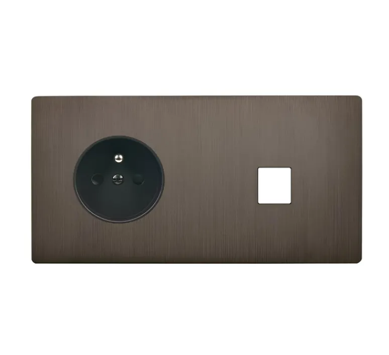 Prise*Modelec Façade, M, Double horizontal, Canon de fusil, Prise-2P+T x1, Haut parleur x1, L15,1cm, H8cm -