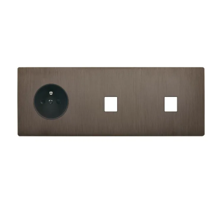 Façade, M, Triple horizontal, Canon de fusil, Prise-2P+T x1, Prise-RJ45 x1, Haut parleur x1, L22,2cm, H8cm - Modelec