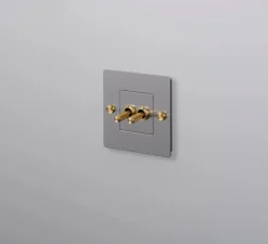 Interrupteur*Buster & Punch Interrupteur, Buster, Simple, Acier, Va-et-vient x2, Laiton, L9cm, H9cm -