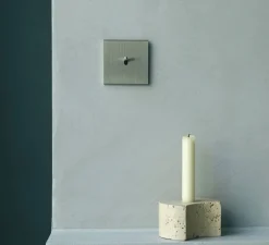 Interrupteur*Modelec Interrupteur, Confidence, Simple, Acier brossé, Va-et-vient x1, Acier, L8cm, H8cm -