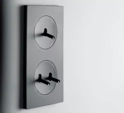 Interrupteur, DOM, Double vertical, Noir mat, Va-et-vient x1 et Va-et-vient x1, Poussoir x1, L22,8cm, H8,6cm - Fontini