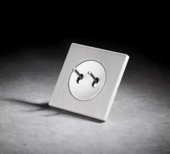 Interrupteur*Fontini Interrupteur, DOM, Simple, Aluminium, Poussoir x2, Aluminium, L8,6cm, H8,6cm -