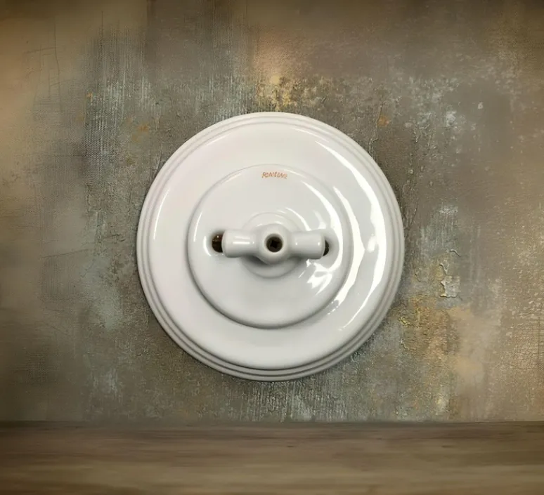 Interrupteur*Fontini Interrupteur, Garby Colonial, Simple, Porcelaine blanc, Va-et-vient x2, Porcelaine blanc, L6,45cm, H6,45cm -