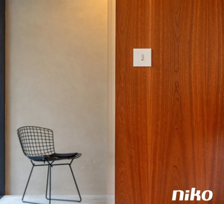 Interrupteur*Niko Interrupteur, Rocker, Simple, Steel white coated, Va-et-vient x1, Steel white coated, L9,5cm, H9,5cm -