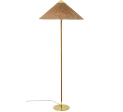 Lampadaire, 9602, abat-jour bamboo, laiton, Ø63cm, H153,5cm - Gubi
