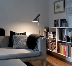 Lampadaire*Louis Poulsen Lampadaire, AJ, , L27,5cm, H130cm - noir