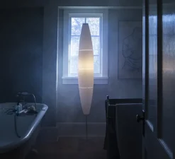 Lampadaire*Foscarini Lampadaire, Havana, , Ø23cm, H172cm - blanc et aluminium