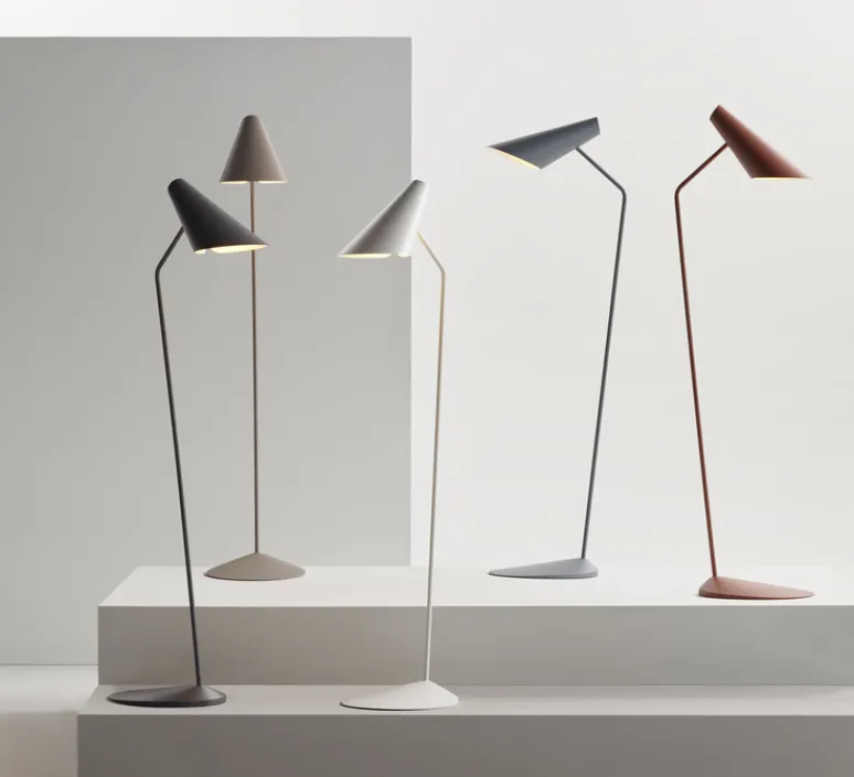 Lampadaire*Vibia Lampadaire, I.CONO 0712, , L38cm, H127cm - anthracite