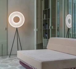 Lampadaire*Dix heures dix Lampadaire, Iris Tripod 60, blanc & noir, LED, dim, 2700K, 5250 lm, L169,5cm, H53,4cm - blanc & noir