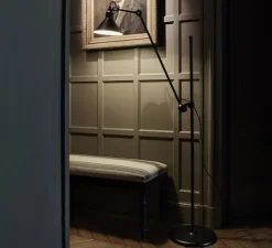 Lampadaire, Lampe Gras N°215, noir (intérieur blanc), L32cm, H150cm - DCW éditions Paris