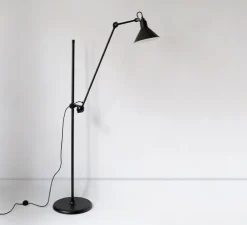 Lampadaire, Lampe Gras N°215, noir (intérieur blanc), L32cm, H150cm - DCW éditions Paris