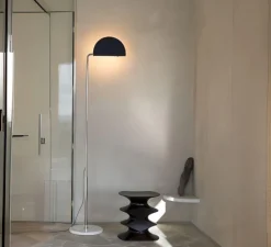 Lampadaire, Mezzaluna, noir, LED, dim, 3000K, 6000 lm, L33cm, H2210cm - DCW éditions Paris