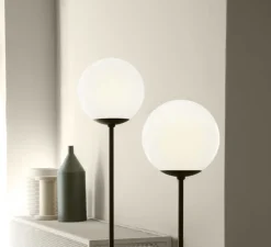 Lampadaire, Model 1081, noir, Ø20cm, H182cm - Astep