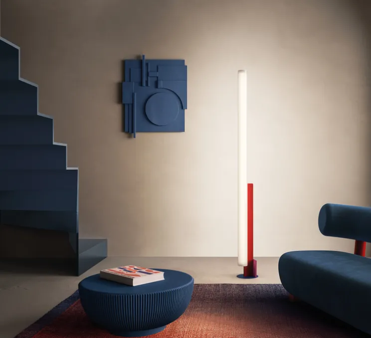 Lampadaire, Model-T, rouge brillant, LED, dim, 2700K, 6600 lm, Ø23cm, H185cm - KDLN