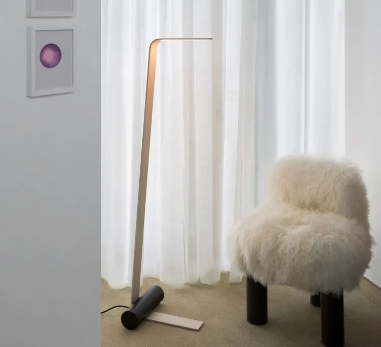 Lampadaire, Nastro 563.61, beige, noir texturé, IP40, LED, dim, 2700K, 1100 lm, L30cm, H145cm - Tooy