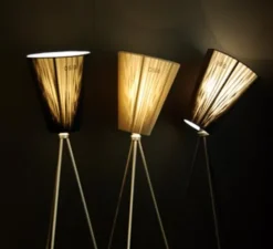 Lampadaire*Northern Lampadaire, Oslo Wood, noir, pied or, H165cm - noir, metallic