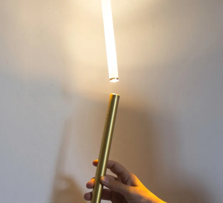 Lampadaire suspendu, Equilibrio, laiton, LED, dim, 2700K, 420 lm, Ø2,2cm, H30cm - OliveLab