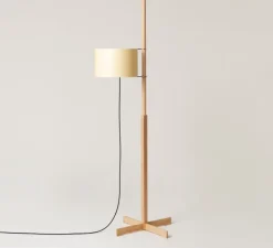 Lampadaire*Santa & Cole Lampadaire, TMM, , Ø60cm, H166cm - hêtre, abat-jour beige
