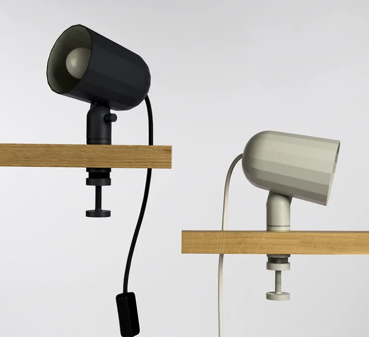 Lampe à pince, Noc avec câble, blanc cassé Pantone 1C, L10cm, H22cm - Hay