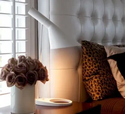 Lampe à poser, AJ, blanc, L21,5cm, H56cm - Louis Poulsen