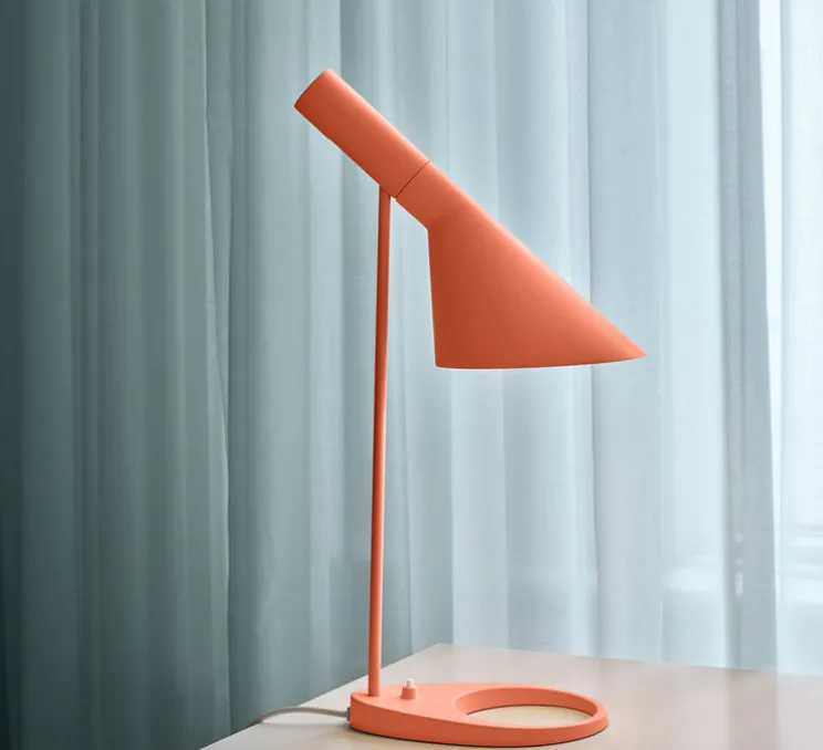 Lampe à poser, AJ, orange, L35cm, H56cm - Louis Poulsen