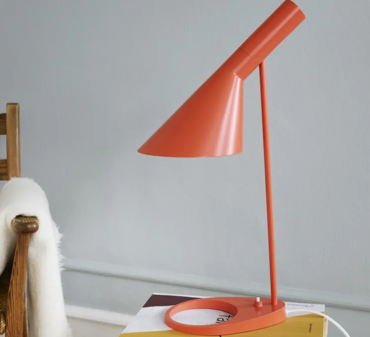 Lampe à poser, AJ, orange, L35cm, H56cm - Louis Poulsen