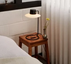 Lampe à poser, AJ Oxford, Opale, Ø22cm, H41cm - Louis Poulsen