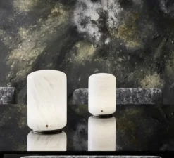 Lampe à poser, Capsule, laiton, albâtre, LED, dim, 2700-1800K, 980 lm, Ø16,6cm, H25,2cm - Carpyen