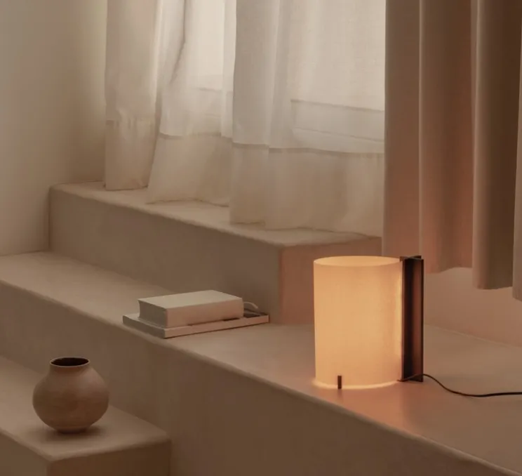 Lampe à poser, Cata, noyer, LED, 2200K, 80 lm, L13,5cm, H25cm - Faro