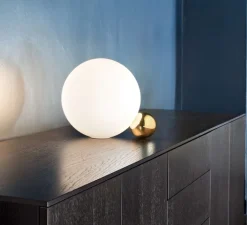 Lampe*Flos Lampe à poser, Copycat, , LED, dim, 2700K, 900 lm, Ø30cm, H29,8cm - blanc, or