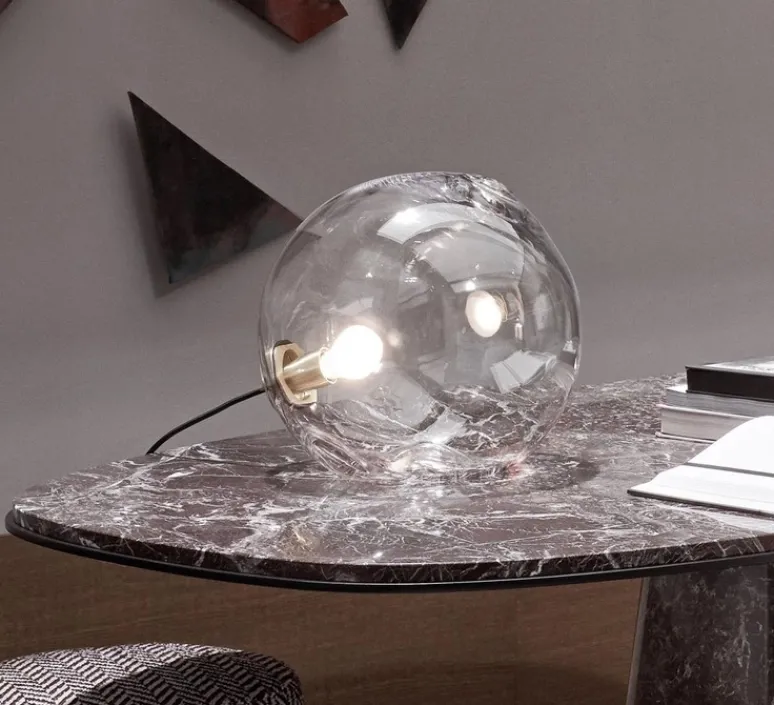 Lampe*SkLO Studio Lampe à poser, Float 2.0, , Ø16cm, H41cm - laiton