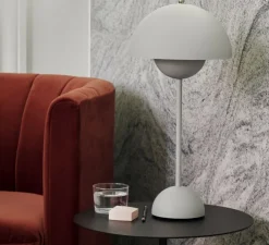 Lampe à poser, FlowerPot VP3, gris mat, Ø23cm, H50cm - Andtradition