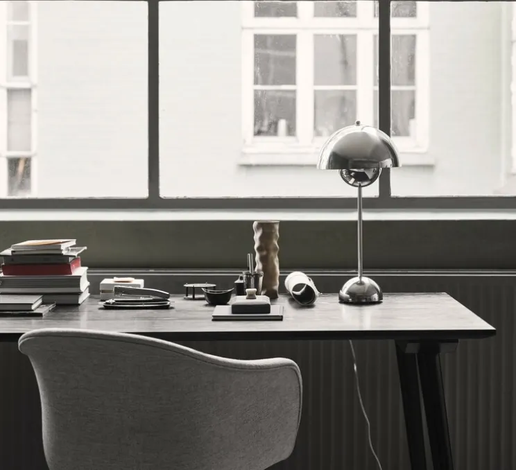 Lampe à poser, FlowerPot VP3, chrome, Ø23cm, H50cm - Andtradition