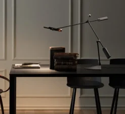 Lampe*Stilnovo Lampe à poser, Halley, , LED, dim, 3000K, 1118 lm, L83,8cm, H55,5cm - argent