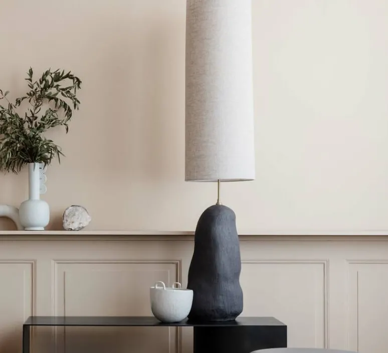 Lampadaire|Lampe*Ferm Living Lampe à poser, Hebe, abat-jour Eclipse, naturel et anthracite, Ø30cm, H128cm - beige, anthracite