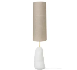 Lampe à poser, Hebe, abat-jour Eclipse, sable et blanc, Ø30cm, H128cm - Ferm Living