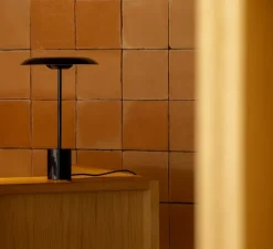 Lampe à poser, Hoshi, noir, LED, dim, 2700K, 782 lm, Ø26cm, H40cm - Faro