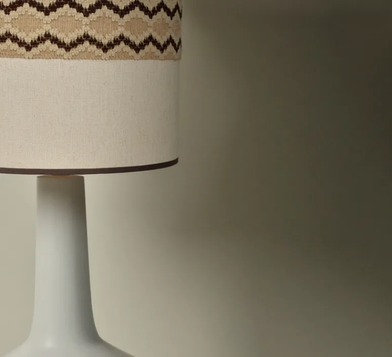 Lampe*Market Set Lampe à poser, Jimmy XL, , Ø36cm, H121cm - blanc, beige et galon à motif