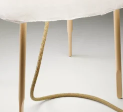 Lampe à poser, Kurage, blanc et frêne, Ø34cm, H49cm - Foscarini