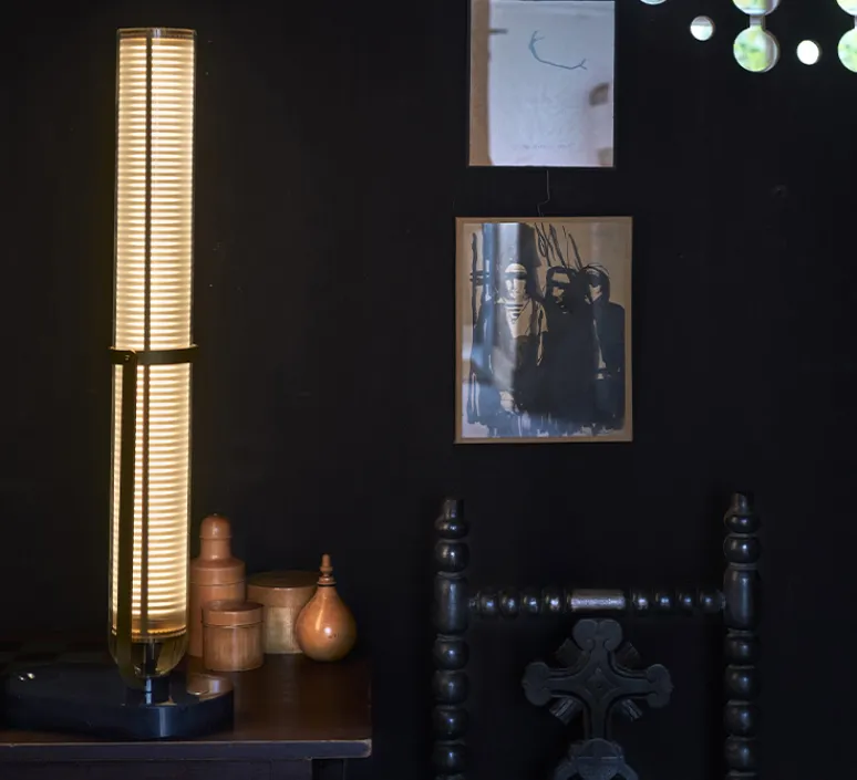 Lampe*DCW éditions Paris Lampe à poser, La Lampe Frechin, , LED, 2700K, 1240lm, L25cm, H62,5cm - marbre noir et verre