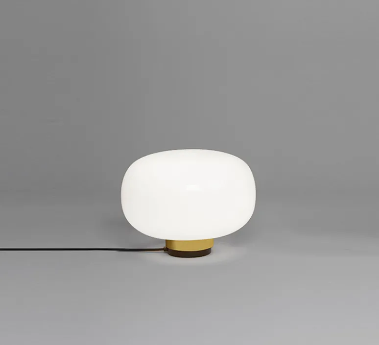 Lampe*Tooy Lampe à poser, Legier 557.34, , IP40, LED, 2700K, 800lm, Ø35cm, H26cm - verre opalin blanc et base laiton brossé