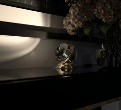 Lampe*Lumina Lampe à poser, Limbus Eye , , LED, dim, 2700K, 220 lm, Ø12cm, H12cm - laiton