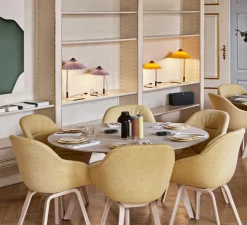 Lampe à poser, Matin 380, lavande, LED, 2800K, 150lm, Ø38cm, H52cm - HAY