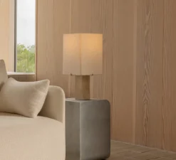 Lampe à poser, Nonna, Travertin, abat-jour sable, Ø23,5cm, H49cm - Audo Copenhagen