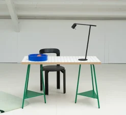 Lampe à poser, One + Desk, noir, LED, dim, 2700K, 245 lm, L38cm, H57,7cm - Tonone