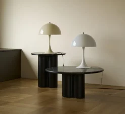 Lampe*Louis Poulsen Lampe à poser, Panthella 320, opale, Ø32cm, H43,8cm - blanc